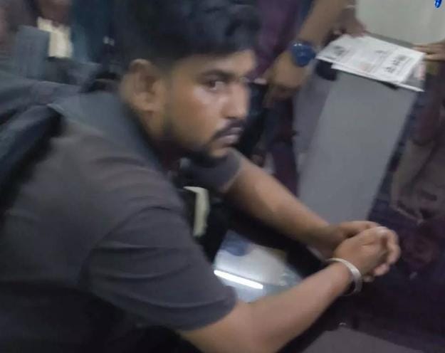पत्रकार से मारपीट मामले में पुलिस की कार्रवाई, आरक्षक अभिषेक बख्श लाइन अटैच; आरोपियों पर FIR दर्ज