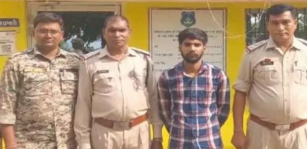 लोरमी में कपड़ा दुकान कर्मचारी ने उड़ाए लाखों रुपये, चार साल के भरोसे का किया विश्वासघात
