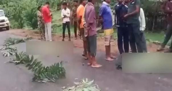 धमतरी में दर्दनाक हादसा: बड़े भाई की मौत की खबर सुनकर अंतिम संस्कार में जा रहे दंपती की सड़क हादसे में मौत, एक घर से उठीं तीन अर्थियां