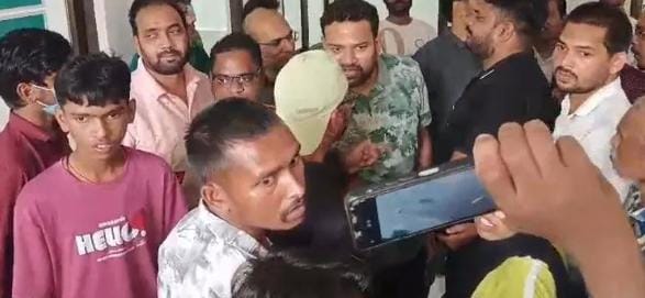 सड़क हादसे में घायल मरीज की मौत के बाद नोबल हॉस्पिटल पर इलाज में लापरवाही का आरोप