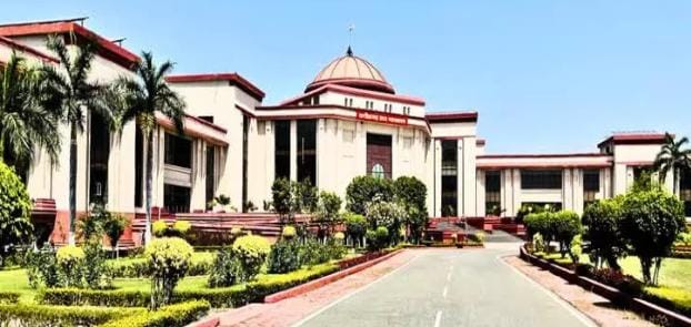दुर्घटना मुआवजा मामलों में आधार कार्ड की उम्र अंतिम प्रमाण नहीं: छत्तीसगढ़ हाईकोर्ट