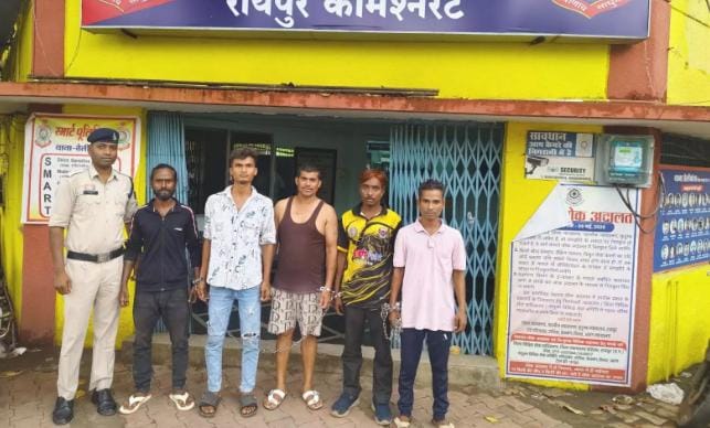 रायपुर पुलिस का विशेष चेकिंग अभियान, आर्म्स एक्ट में आरोपी गिरफ्तार