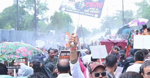भाजपा रैली में बवाल: 12 कांग्रेस नेताओं और कार्यकर्ताओं पर FIR दर्ज