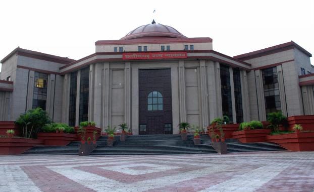 सोशल मीडिया पर आपत्तिजनक पोस्ट मामले में हाईकोर्ट सख्त, विधायक अनुज शर्मा की याचिका पर कंटेंट हटाने के निर्देश
