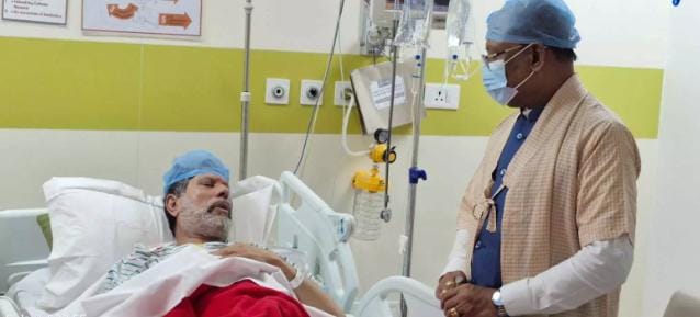सीएम विष्णुदेव साय ने मेदांता अस्पताल में किरण सिंह देव का जाना हालचाल