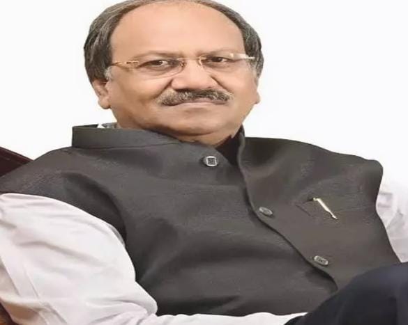 सांसद बृजमोहन अग्रवाल ने पैरा एथलीटों को दी बधाई
